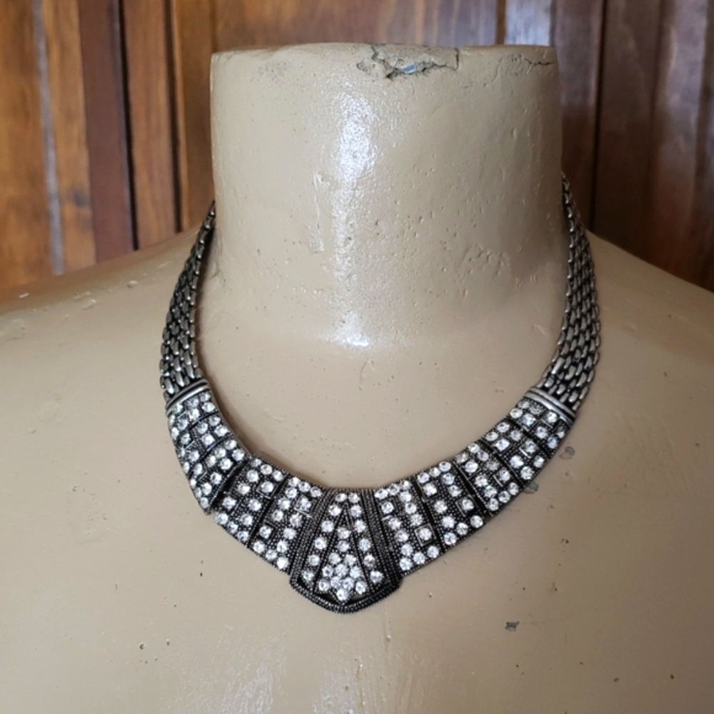 Elegant Egyptian Style Silver Rhinestone Collar Necklace